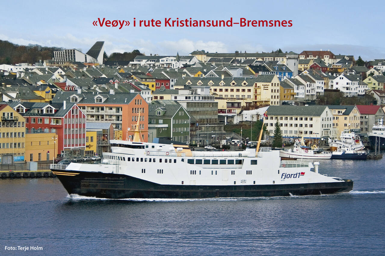 «Veøy» trafikkerte også lenge på Nordmøre i sambandene Kristiansund-Bremsnes, Halsa-Kanestraum og Seivika-Tømmervåg. Foto: Terje Holm