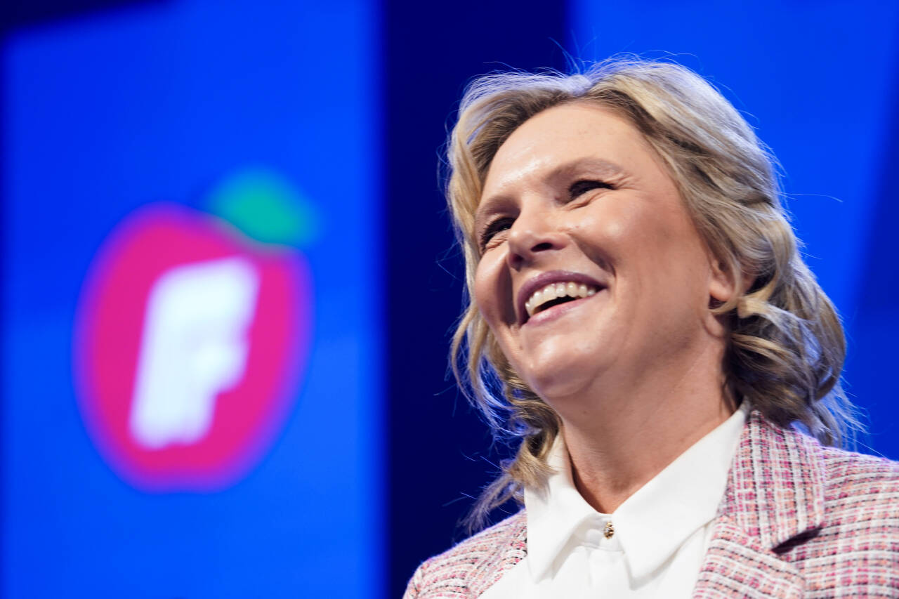 Listhaug har grunn til å juble over flere gode målinger den siste tiden. Hun ble gjenvalgt som partileder i Frp på partiets landsmøte i april. Foto: Terje Pedersen / NTB