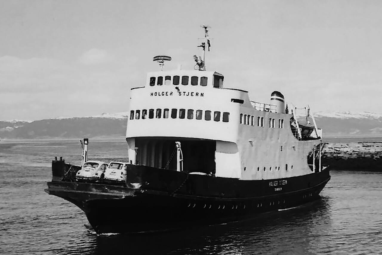 «Holger Stjern» i rute Skansen-Vanvikan på 1960-tallet. Ferja trafikkerte dette viktige sambandet fra 1958 til 1980. (Digitalmuseum)