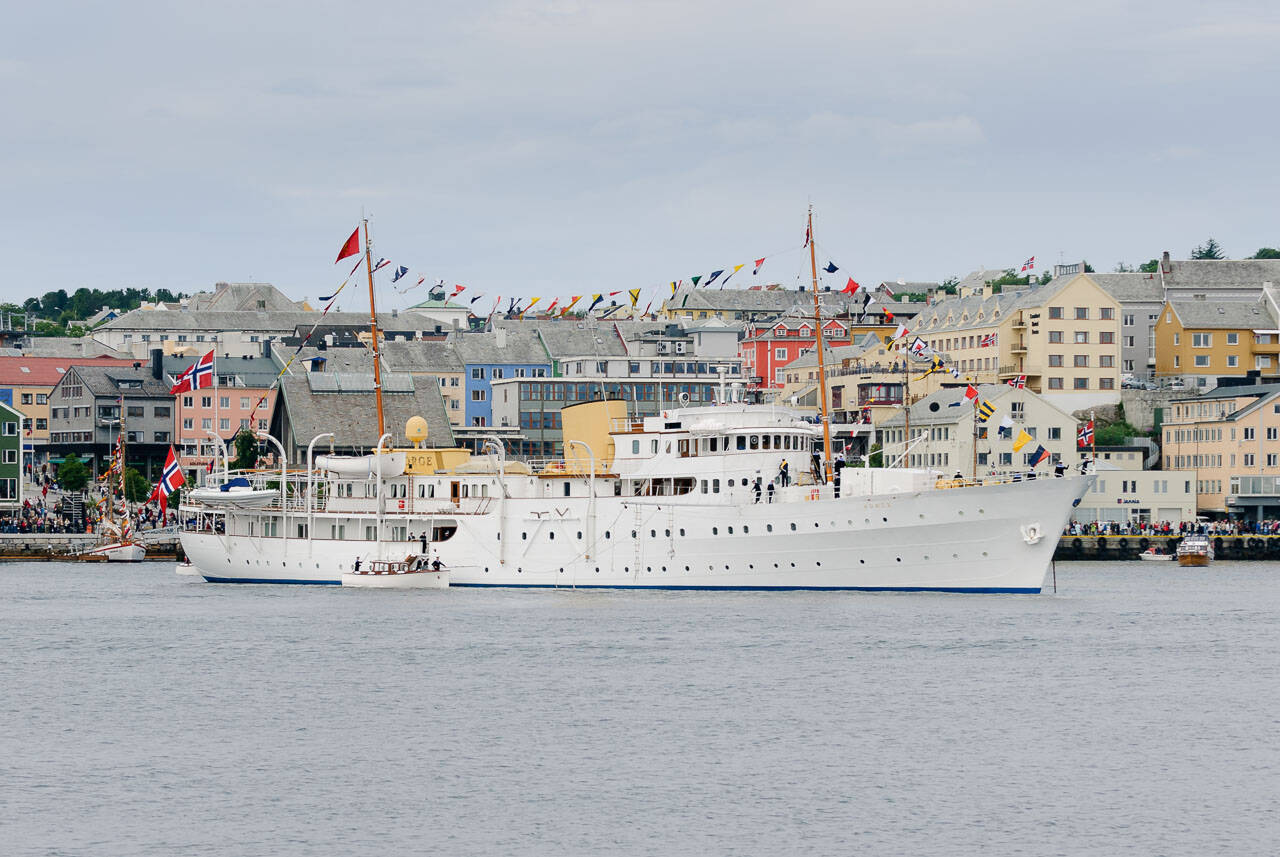 Kongeskipet Norge på havnen i Kristiansund 20. juni 2006. Foto: Kurt Helge Røsand / KSU.NO