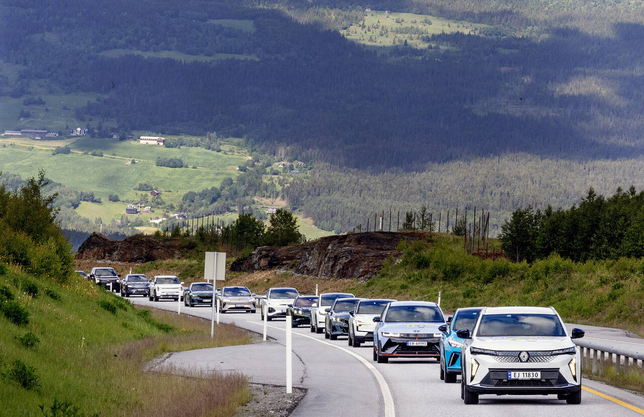 Elbil er et miljøvalg for folk. Overgang til elbil gjør at det personlige klimaavtrykket blir mindre. Foto: Norges Automobil-Forbund (NAF) / Motor