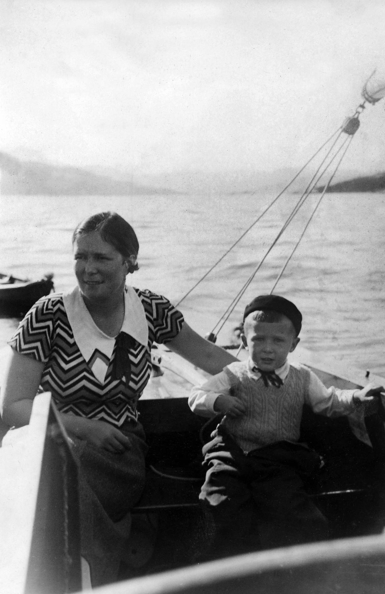 04 Seiltur med mor sept 1936