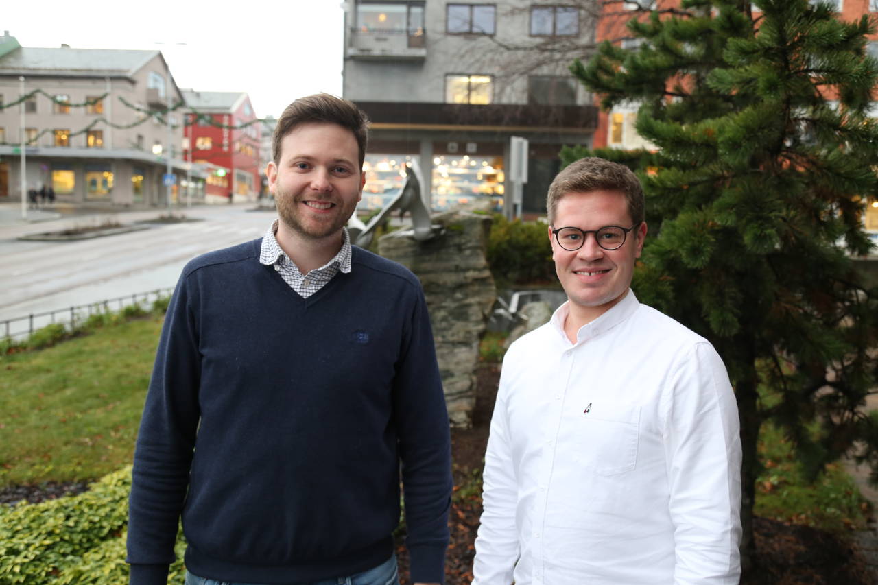 Innkjøpssjef Asle Orseth og trainee Mats Grindheim er blant de du møter på Næringslivsdagen. Foto: Tore Lyngvær / Kristiansund kommune