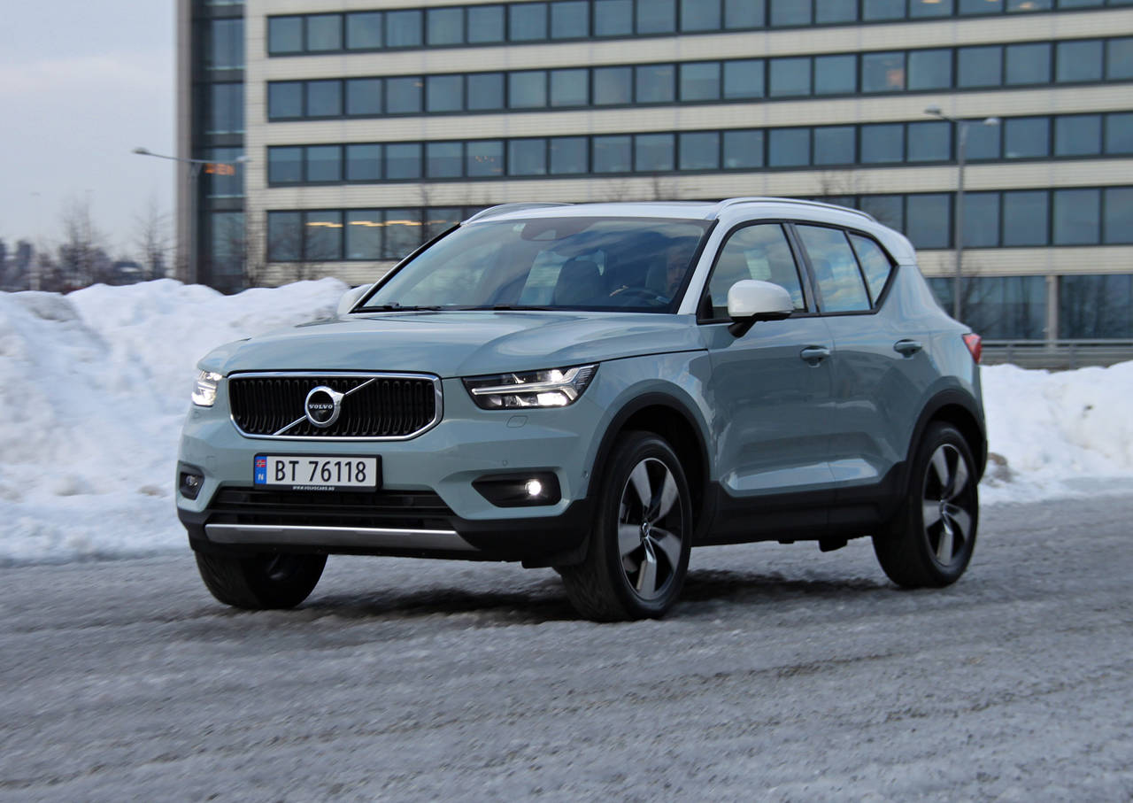 SELGER: Volvo sier de er på vei mot rekordresultater. Den nye XC40-modellen er en viktig bidragsyter. FOTO: Morten Abrahamsen / NTB