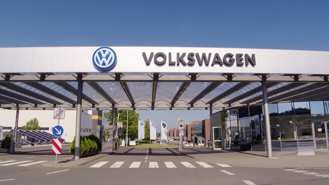 Innføringen av et nytt regelverk for utslipp har gitt blant annet Volkswagen lavere salg i Europa. FOTO: Produsenten