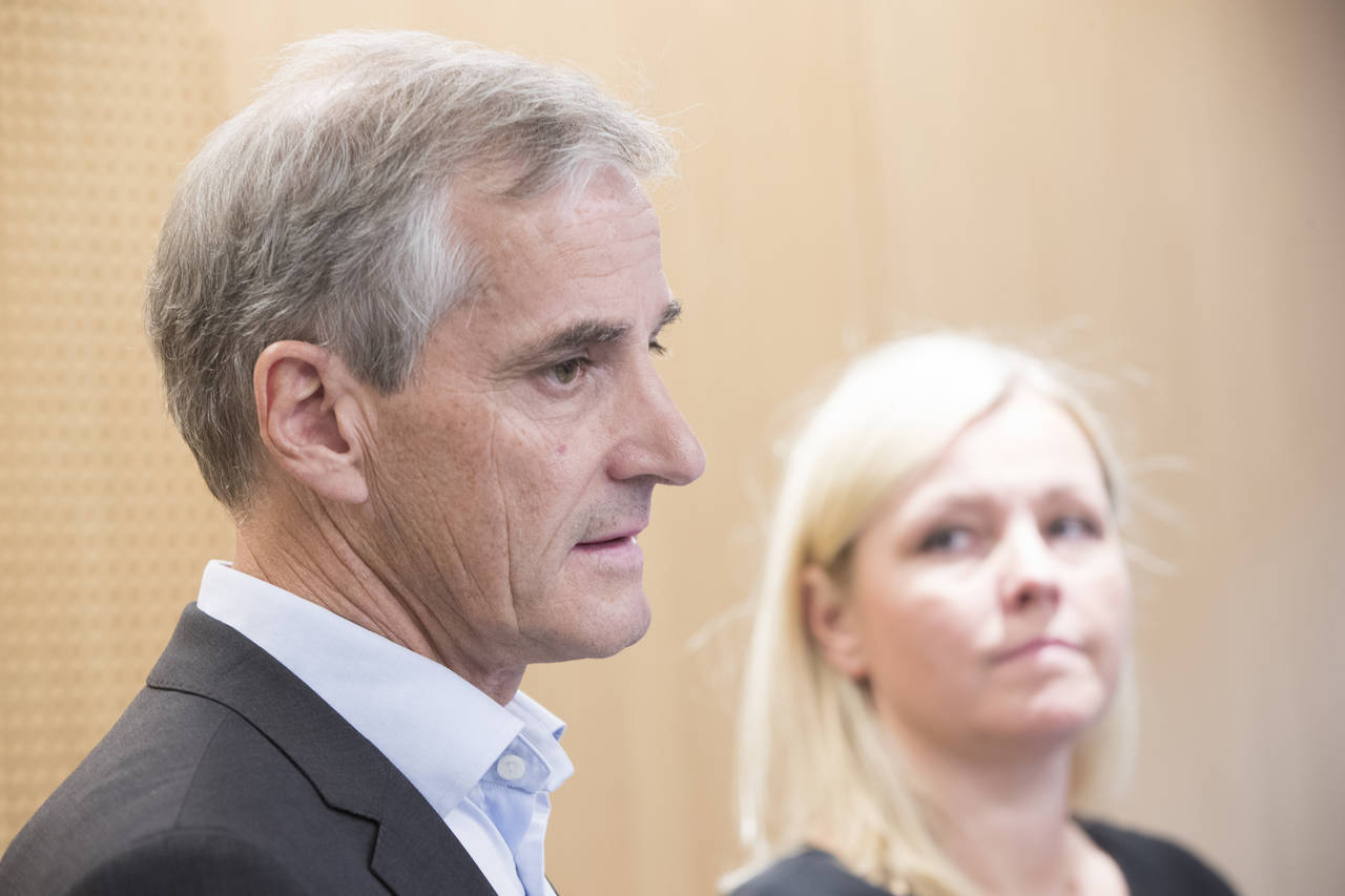 Ap-leder Jonas Gahr Støre og partisekretær Kjersti Stenseng får økt millionstøtte fra Fagforbundet i forkant av årets valgkamp. Foto: Terje Pedersen / NTB scanpix