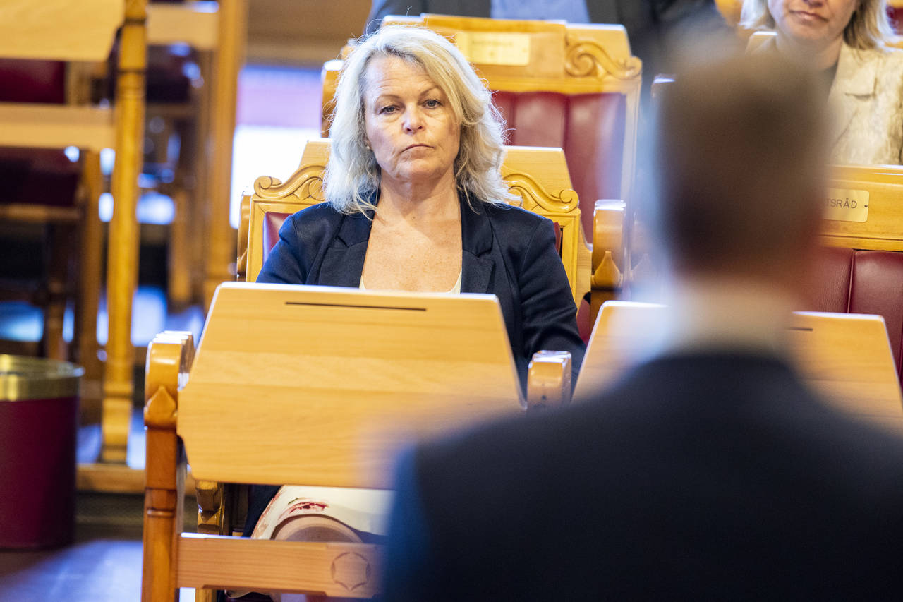 Statlig finansiert eldreomsorg var tema da eldre- og folkehelseminister Åse Michaelsen (Frp), her under spørretimen på Stortinget nylig, besøkte Lillesand i Agder mandag. Foto: Tore Meek / NTB scanpix