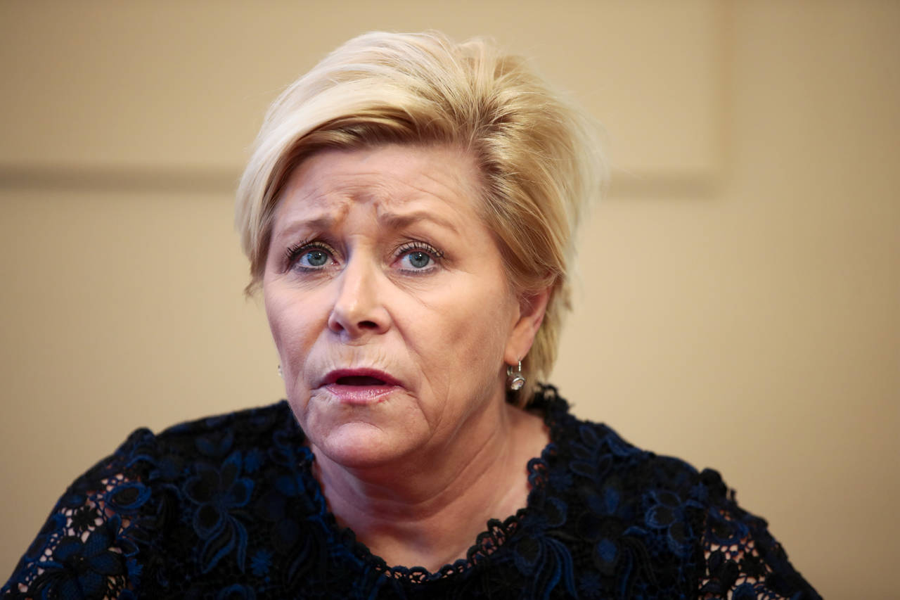 Finansminister Siv Jensen vil rydde opp og la tollerne gå med pepperspray på jobben. Arkivfoto: Lise Åserud / NTB scanpix