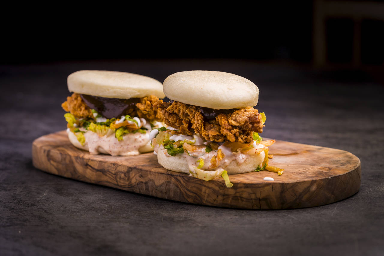 UTFORDRER: Steam buns er et spennende alternativ til hamburger. FOTO: Heiko Junge / NTB scanpix