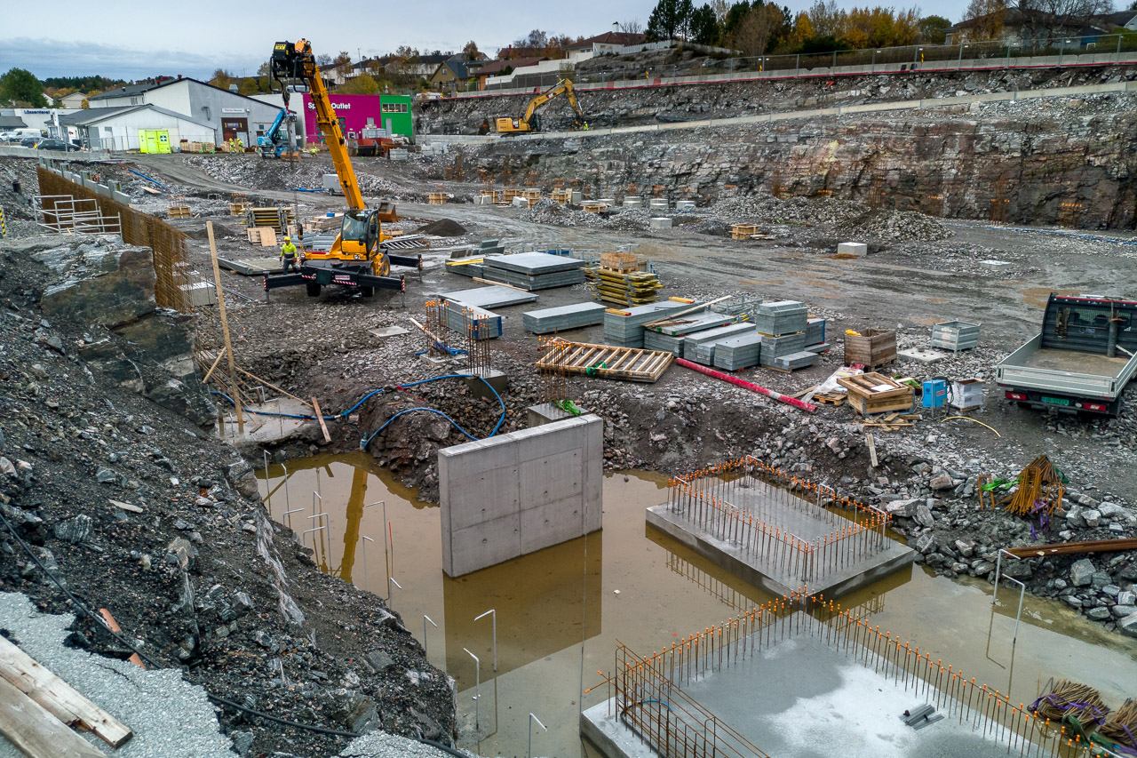 AMFI Futura blir utvidet og arbeidet er kommet godt i gang. Foto: Kurt Helge Røsand