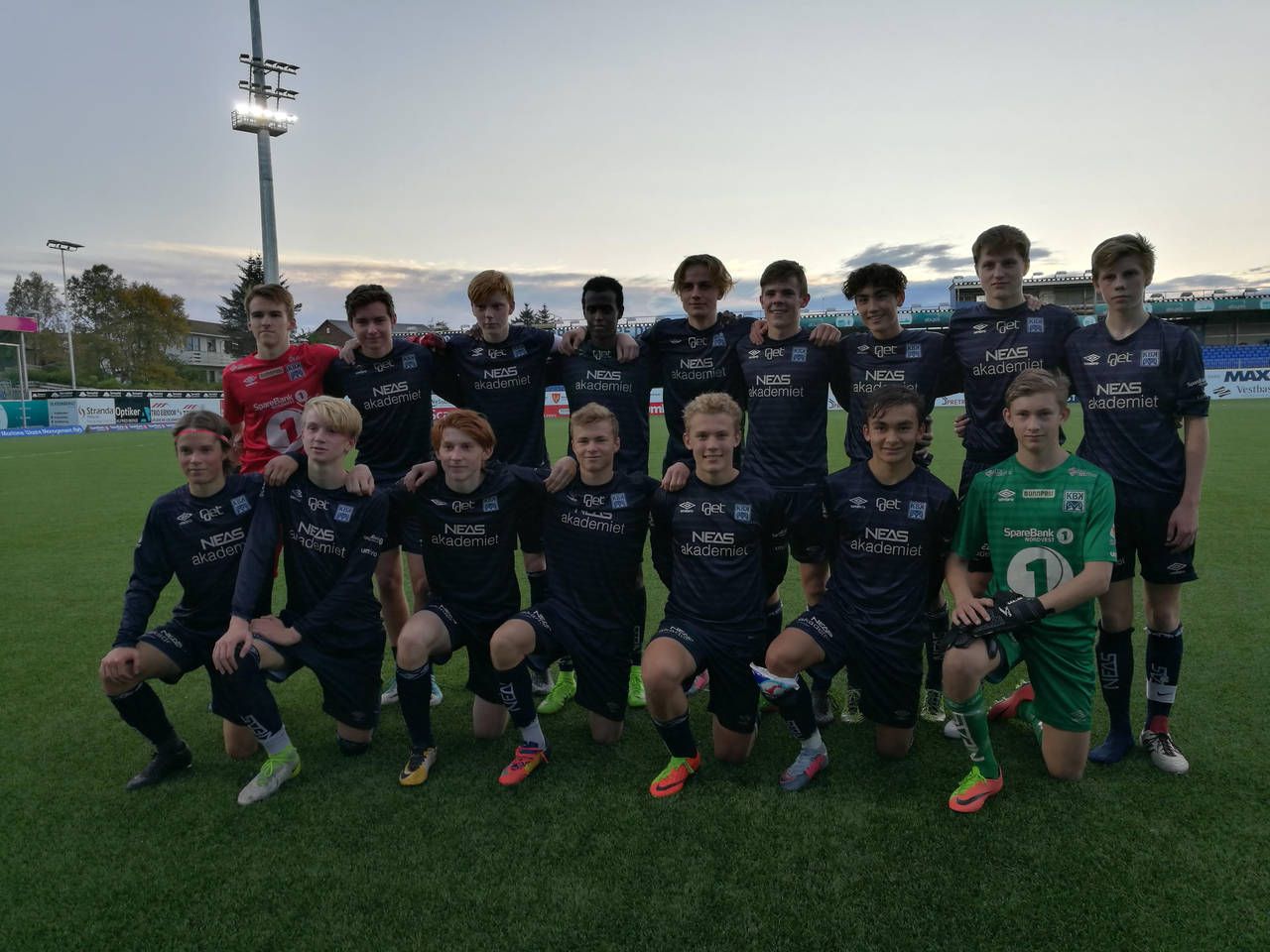 KBK G16 med ny sterk seier på Kristiansund Stadion, denne gangen mot Sarpsborg 08. Foto: KBK