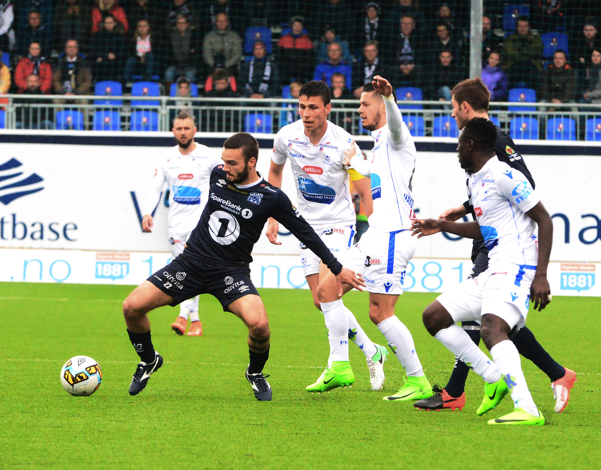 Kamer Qaka forlater norsk fotball. Romania er neste stopp. Foto: Anders Tøsse / NTB scanpix