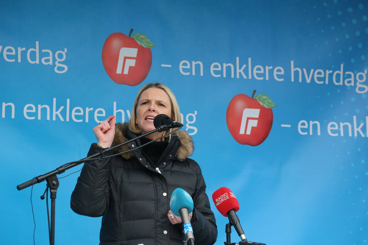 Frps Sylvi Listhaug trekkes fram som aktuell statsrådskandidat i en ny firepartiregjering. Foto: Ørn Borgen / NTB scanpix