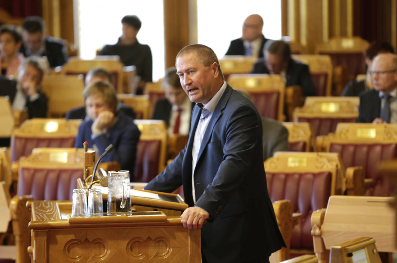 KrFs stortingsrepresentant Geir Jørgen Bekkevold (KrF) mener statsminister Erna Solbergs (H) uttalelser om KrF-leder Knut Arild Hareide er en utidig innblanding i veivalgprosessen partiet nå er inne i. Foto: Vidar Ruud / NTB scanpix