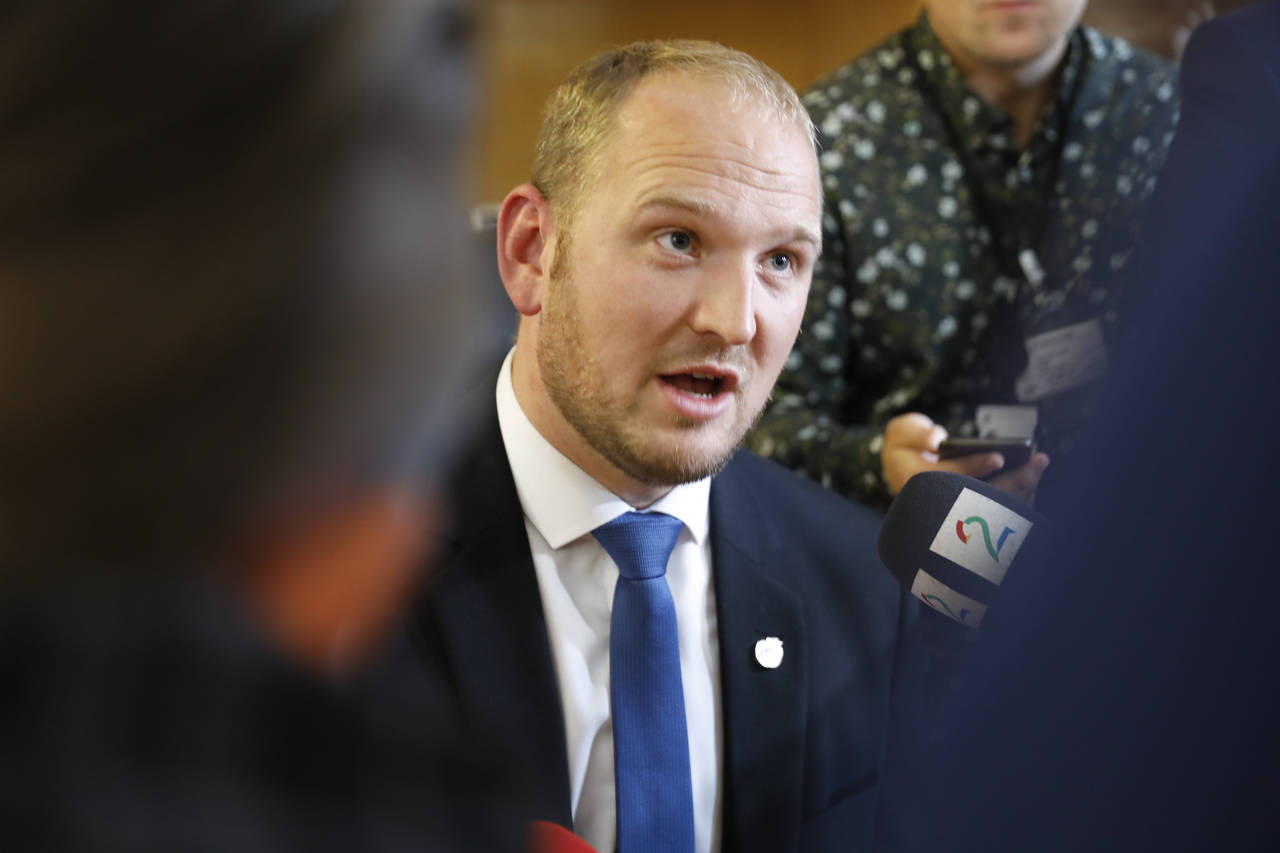 Samferdselsminister Jon Georg Dale (Frp) kommer med omfattende endringsforslag til drosjenæringen i nytt høringsnotat. Foto: Gorm Kallestad / NTB scanpix