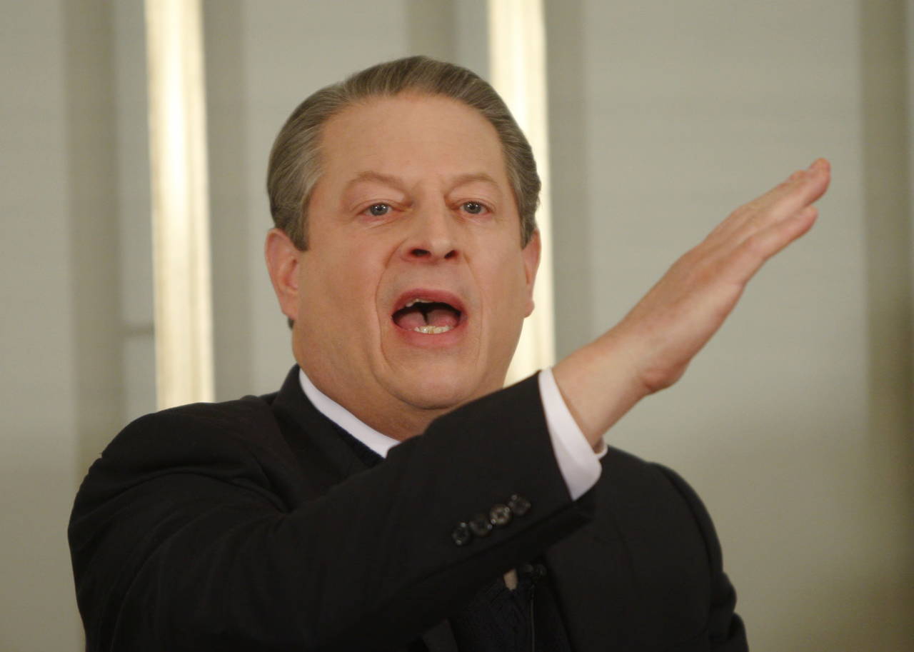 En sterkt engasjert Al Gore under pressekonferansen i Nobelinstituttet etter at han ble tildelt Nobels fredspris i 2007. Foto: Jarl Fr. Erichsen / NTB scanpix