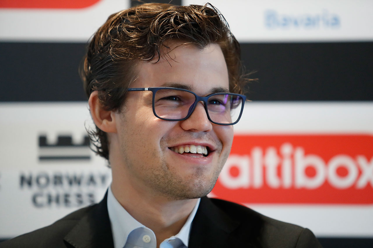 Magnus Carlsen under pressekonferansen før Norway Chess. Foto: Torstein Bøe / NTB scanpix