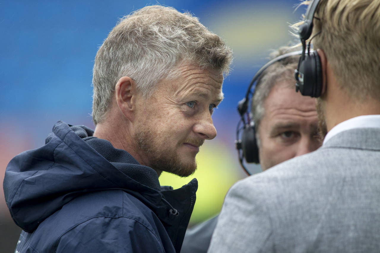 Ole Gunnar Solskjær og Molde, som er formsterke for tiden, møter Glenavon fra Nord-Irland i returoppgjør. Manageren i Glenavon mener det blir mission-impossible selv om de vant forste kampen 2-1.  Foto: Carina Johansen / NTB Scanpix.