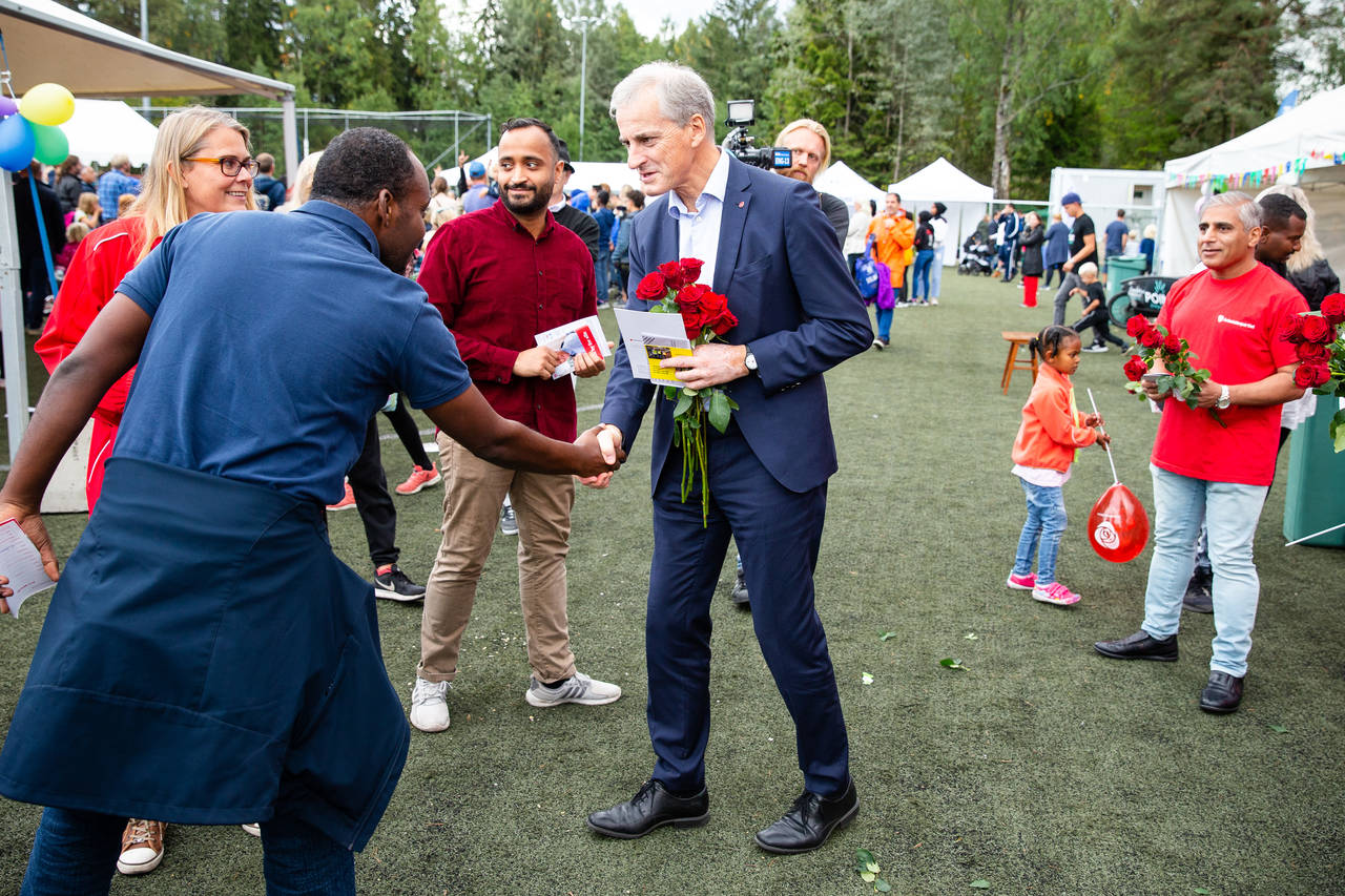 Jonas Gahr Støre startet valgkampen før kommunevalget 2019 på Mortensrud i Oslo lørdag. Foto: Audun Braastad / NTB scanpix