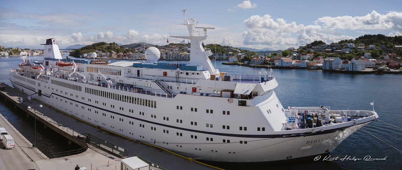 Cruiseskipet «Berlin» ved kai i Kristiansund 14. juli 2017. Foto: Kurt Helge Røsand / KSU.NO