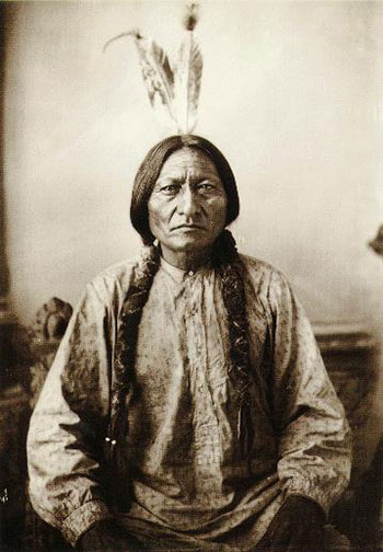Sitting Bull fotografert i 1883. Foto: D F Barry / Public Domain