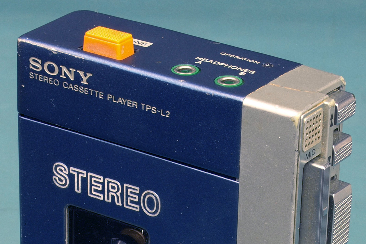 Sony Walkman TPS-L2 fra 1979. Foto: Binarysequence / CC BY-SA 4.0 / Wikimedia Commons