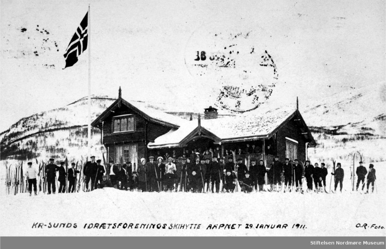 Silsethytta 1911. Fra Nordmøre Museums fotosamlinger