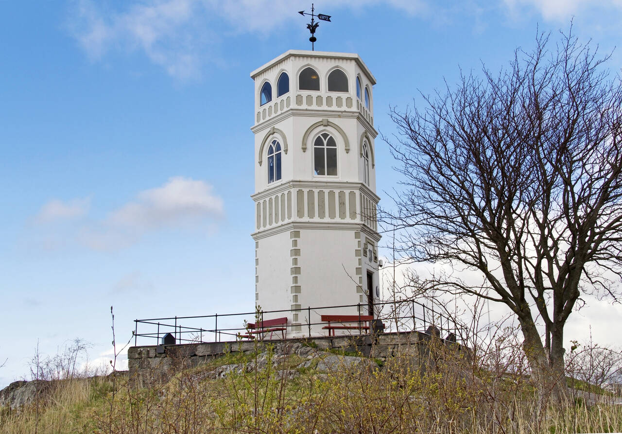 Vardetårnet er fortsatt en populær attraksjon i Kristiansund. Her et bilde fra mai 2020. Foto: Terje Holm