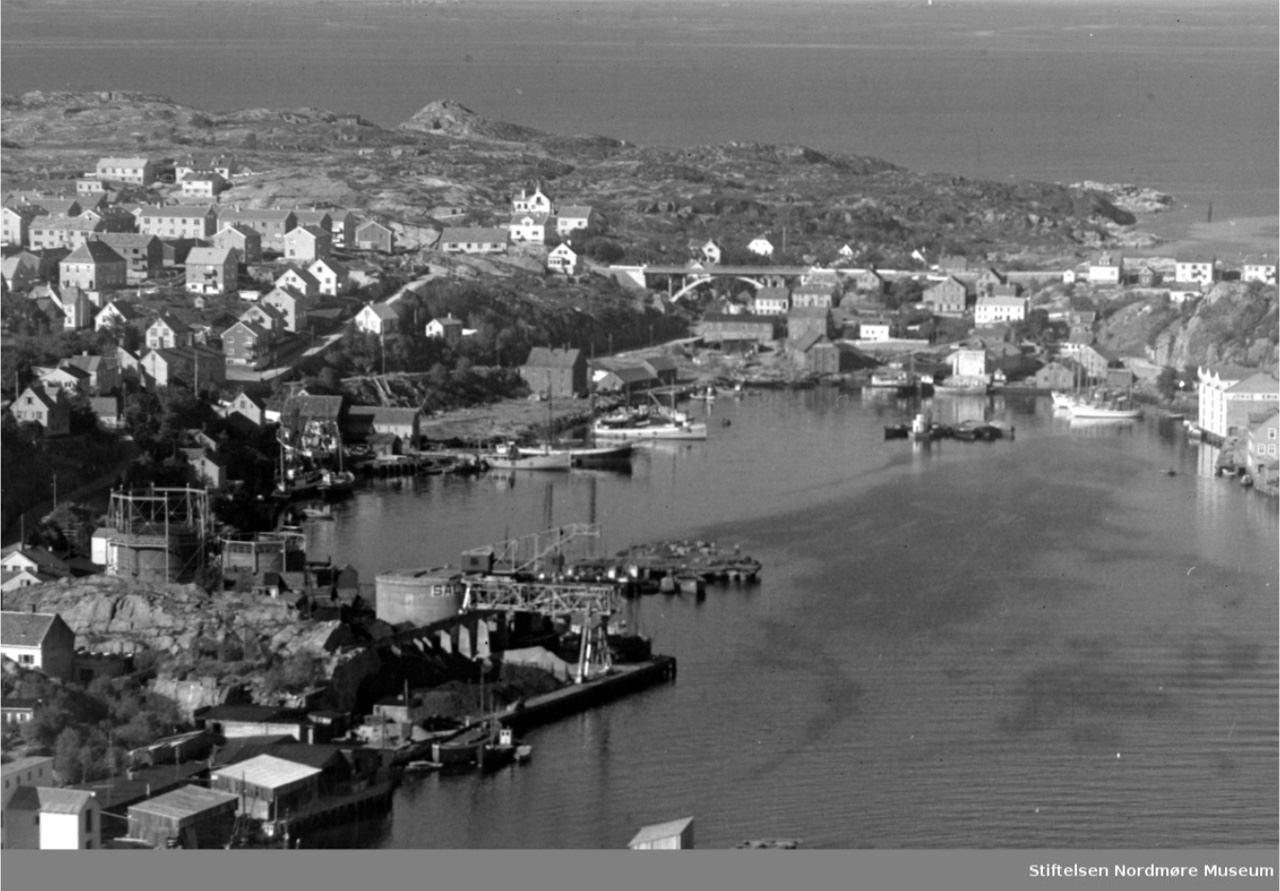 Fra Nordmøre Museums fotosamlinger