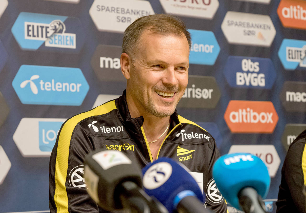 Kjetil Rekdal ble fredag kveld presentert som ny trener i fotballklubben Start. Foto: Tor Erik Schrøder / NTB scanpix