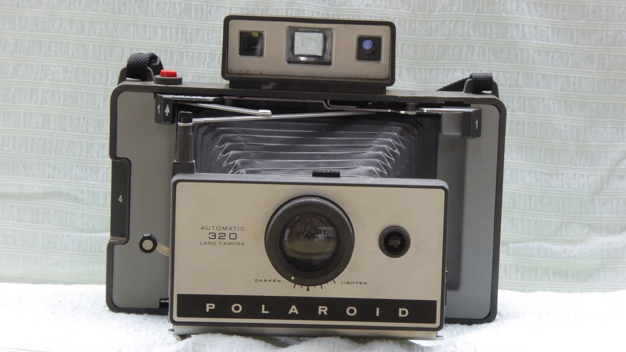 Polaroid Land camera 320. Foto: Bengt Gustav Eriksson