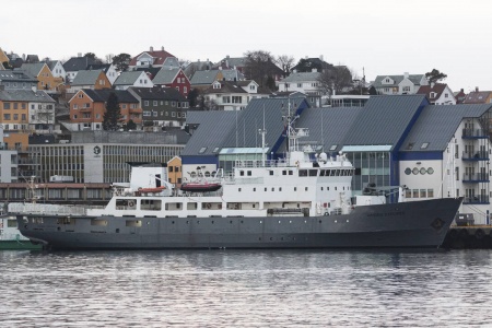 MS Nansen Explorer til kai ved Devoldholmen i går ettermiddag. Foto: Steinar Melby / KSU.NO