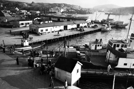 Havnebilde fra første halvdel av 1950-tallet. Foto: Nordmøre museum