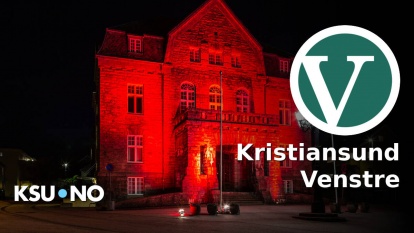 Festiviteten farget blodrødt under Red Alert i Kristiansund i 2020. Foto: Steinar Melby