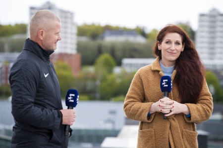 Norges Fotballforbund med Lise Klaveness og Nils Fisketjønn utsetter cupkamper. Foto: Terje Pedersen / NTB