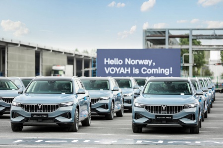 FØRSTE LEVERING: De første kundebilene av Voyah Free kommer snart til Norge. Foto: Produsenten