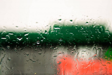 Meteorolog Terje Alsvik Walløe ved Meteorologisk institutt sier til BT at søndagen blir en typisk innesøndag i Bergen. Mye regn ventes på Vestlandet og i Trøndelag. Illustrasjonsfoto: Kurt Helge Røsand / KSU.NO