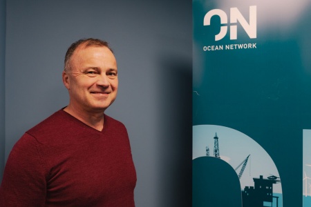 Nils Erik Pettersen og ON Ocean Network er med som en av flere regionale aktører i prosjektet Krafttak Nordvest, som skal kartlegge muligheter for grønn havenergi utenfor kysten vår. Foto: Steinar Melby, NettStudio