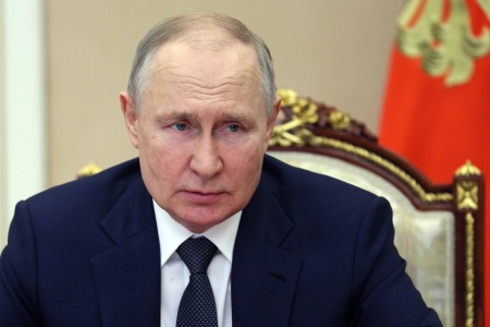 President Vladimir Putin sier at Russland vil utplassere taktiske atomvåpen I Belarus. Foto: Alexei Babushkin / Sputnik / AP / NTB
