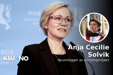 – En kvinne har falt gråtende, og det er vondt å se henne så lei seg, skriver Anja Cecilie Solvik. På bildet avtroppende helse- og omsorgsminister, Invild Kjerkol. Foto: Cornelius Poppe / NTB