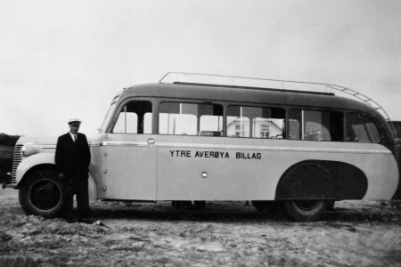 En Chevrolet 1939 modell til Ytre Averøy Billag. (Nordmørsmusea)