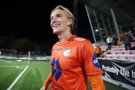 Erlend Segberg (her fra tiden i Aalesund) er solgt fra Fredrikstad til Kristiansund. Foto: Rune Stoltz Bertinussen / NTB