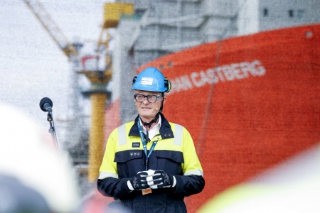 Konsernsjef i Aker ASA, Øyvind Eriksen fotografert i mai i år, under markeringen av at Norges største flytende produksjonsskip som snart er ferdig og i løpet av sommeren vil sette kursen mot Johan Castberg-feltet i Barentshavet. Foto: Silje Katrine Robinson / NTB