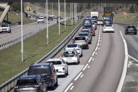 Sommeren er høysesong for trafikkulykker. Allerede i løpet av juni har 13 mennesker mistet livet. Foto: Fredrik Varfjell / NTB