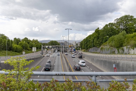 Trafikk i Sinsenkrysset i Oslo. Ti personer mistet livet i trafikken i mai. Foto: Tor Erik Schrøder / NTB
