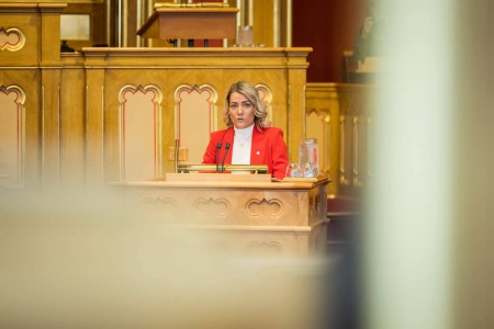 Sandra Borch (Sp). Foto: Peter Mydske / Stortinget