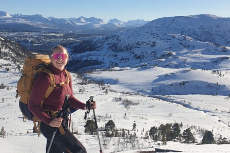 Siri Hollingsæter Stene, daglig leder i Kristiansund og Nordmøre Turistforening vil ha deg med ut i naturen. Privat foto