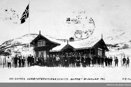 Silsethytta 1911. Fra Nordmøre Museums fotosamlinger