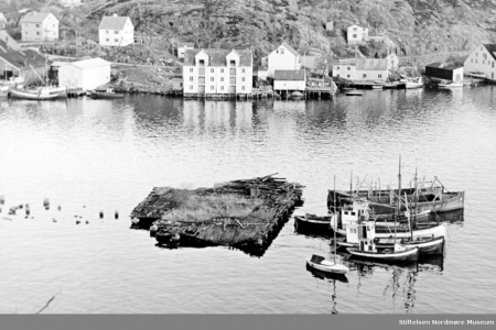 Fra Nordmøre Museums fotosamlinger.